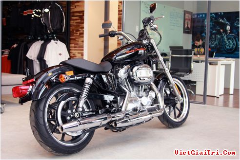 Harley-Davidson 883 Superlow 2014